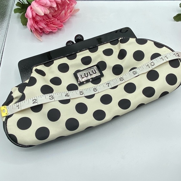 Lulu by Guinness BW Polka Dot Clutch - Picture 6 of 9